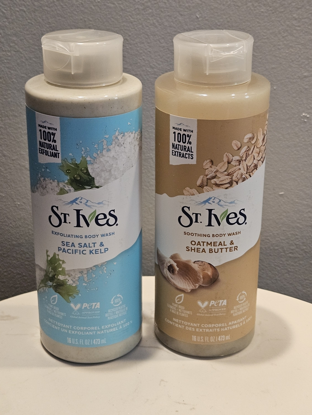 St Ives Body Wash 100% Natural Exfoliating & Soothing - Lot Of 2
